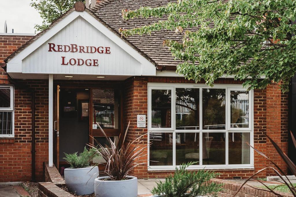 Redbridge Lodge Ilford Zewnętrze zdjęcie